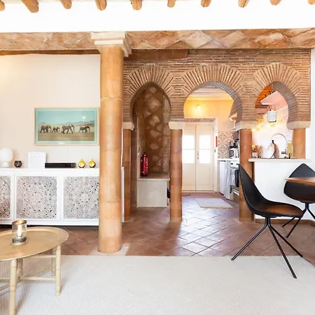 Beachhouse Algarve, 50m Vakantiehuis Salema