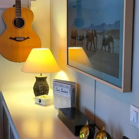 Beachhouse Algarve, 50m Vakantiehuis Salema